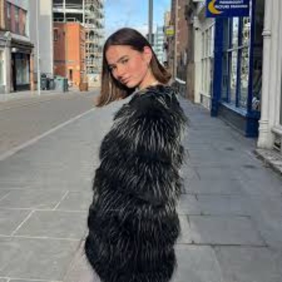 STEVE MADDEN Aesthetic Gothic Shaggy GLAM Faux Fur Coat Size M - Picture 11 of 11